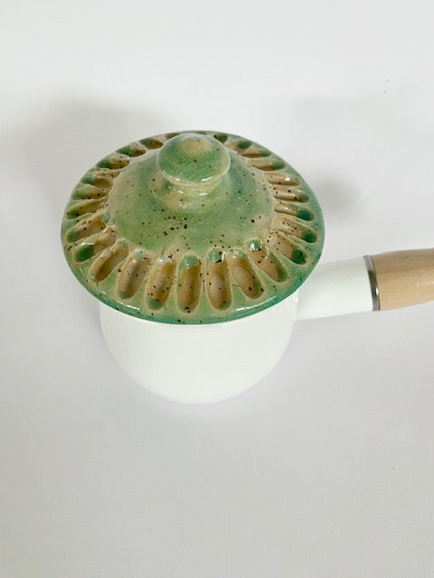 Milchtöpfchen mit Keramikdeckel / mint