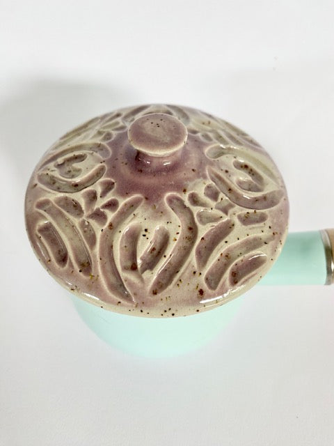 Milchtöpfchen mint mit Keramikdeckel / lila