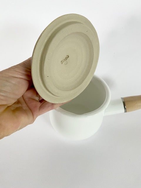 Milchtöpfchen mit Keramikdeckel / lila