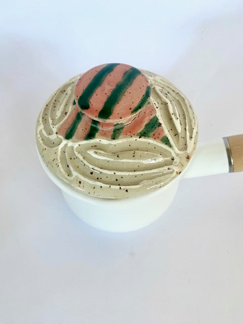 Milchtöpfchen mit Keramikdeckel gestreift