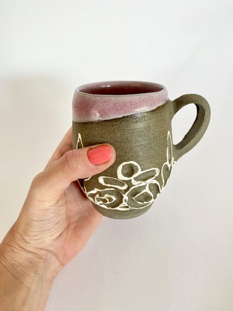 Tasse, grauer Ton